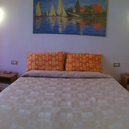 Szálloda Amendola House 3*