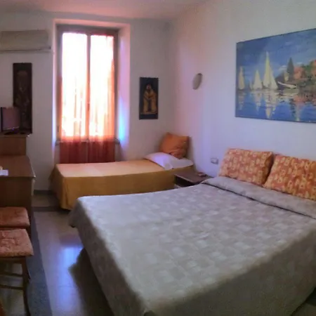 Szálloda Amendola House 3*