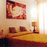 فندق Amendola House 3*